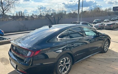 Hyundai Sonata VIII, 2021 год, 2 350 000 рублей, 13 фотография