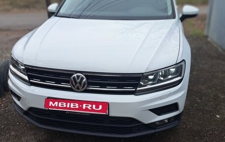 Volkswagen Tiguan II, 2020 год, 3 200 000 рублей, 5 фотография
