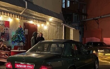 Mercedes-Benz E-Класс, 1994 год, 600 000 рублей, 8 фотография