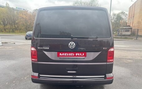 Volkswagen Multivan T6 рестайлинг, 2015 год, 3 500 000 рублей, 5 фотография