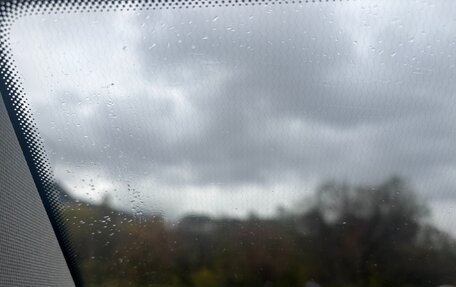 Volkswagen Multivan T6 рестайлинг, 2015 год, 3 500 000 рублей, 22 фотография