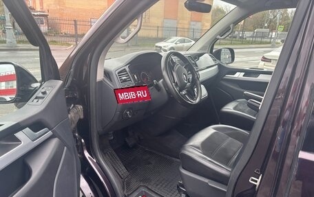 Volkswagen Multivan T6 рестайлинг, 2015 год, 3 500 000 рублей, 8 фотография