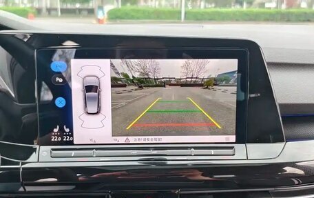 Volkswagen Golf VIII, 2022 год, 2 032 000 рублей, 10 фотография