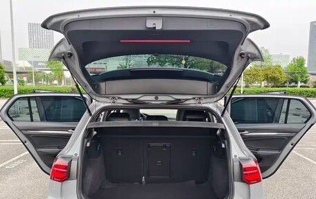 Volkswagen Golf VIII, 2022 год, 2 032 000 рублей, 22 фотография