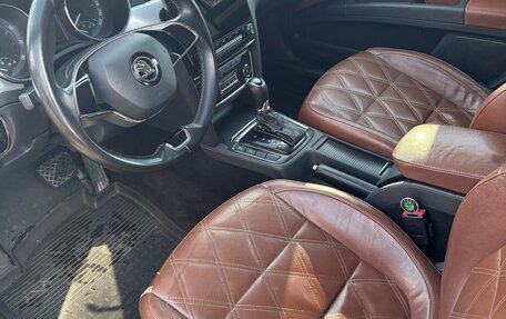 Skoda Superb III рестайлинг, 2013 год, 880 000 рублей, 15 фотография