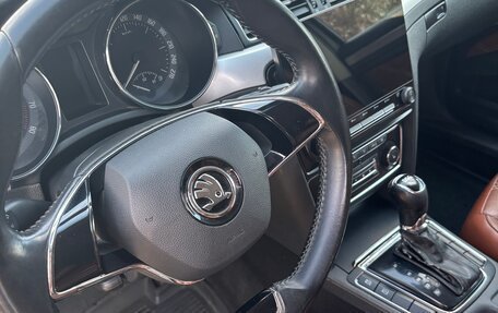 Skoda Superb III рестайлинг, 2013 год, 880 000 рублей, 17 фотография