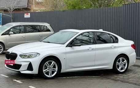 BMW 1 серия, 2021 год, 1 900 000 рублей, 2 фотография