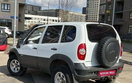 Chevrolet Niva I рестайлинг, 2014 год, 700 000 рублей, 5 фотография