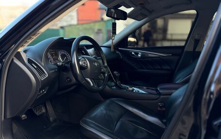 Infiniti Q50 I рестайлинг, 2015 год, 1 510 000 рублей, 12 фотография