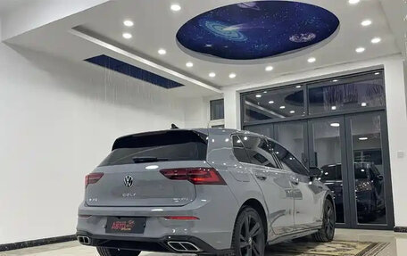 Volkswagen Golf VIII, 2022 год, 2 350 000 рублей, 4 фотография