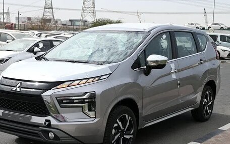 Mitsubishi Xpander, 2025 год, 2 460 000 рублей, 2 фотография