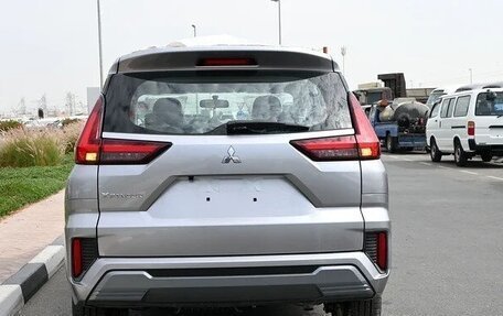 Mitsubishi Xpander, 2025 год, 2 460 000 рублей, 4 фотография