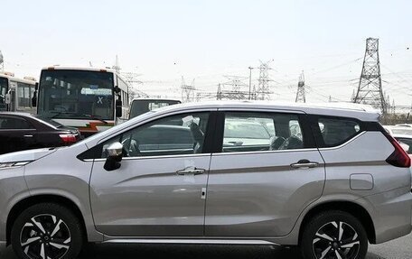 Mitsubishi Xpander, 2025 год, 2 460 000 рублей, 8 фотография