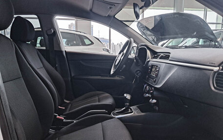 KIA Rio IV, 2020 год, 1 595 000 рублей, 11 фотография