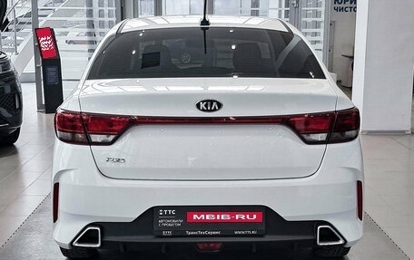 KIA Rio IV, 2020 год, 1 595 000 рублей, 6 фотография