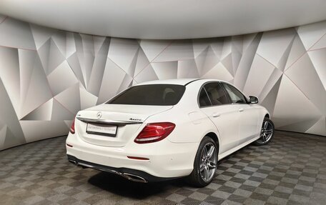 Mercedes-Benz E-Класс, 2019 год, 3 497 000 рублей, 2 фотография