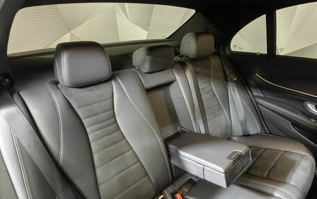 Mercedes-Benz E-Класс, 2019 год, 3 497 000 рублей, 16 фотография