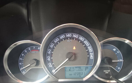 Toyota Corolla, 2013 год, 1 350 000 рублей, 7 фотография