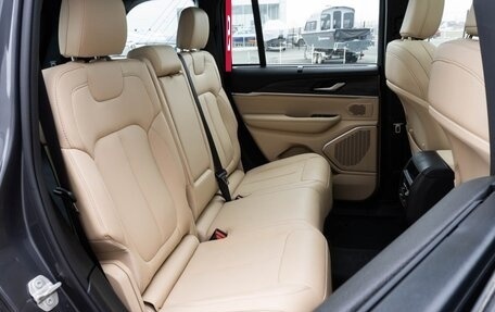 Jeep Grand Cherokee, 2023 год, 7 950 000 рублей, 10 фотография