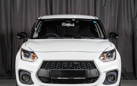 Suzuki Swift V, 2021 год, 1 290 000 рублей, 2 фотография