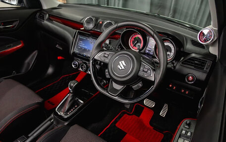 Suzuki Swift V, 2021 год, 1 290 000 рублей, 12 фотография