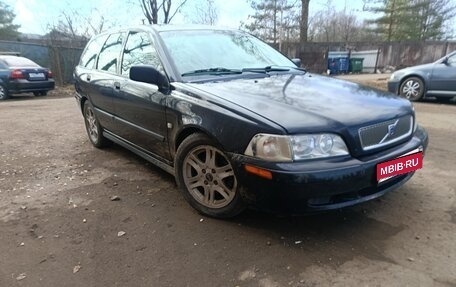 Volvo V40 I, 2001 год, 350 000 рублей, 1 фотография