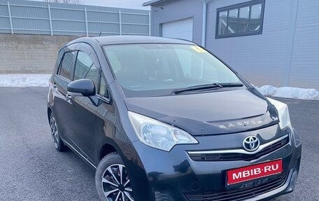 Toyota Ractis II, 2011 год, 915 000 рублей, 1 фотография