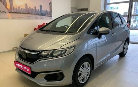 Honda Fit III, 2018 год, 1 200 000 рублей, 1 фотография