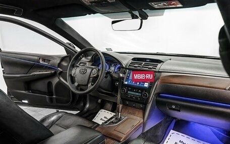 Toyota Camry, 2013 год, 2 040 000 рублей, 10 фотография