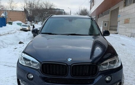 BMW X5, 2018 год, 3 800 000 рублей, 3 фотография