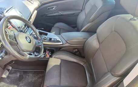 Renault Espace V рестайлинг, 2019 год, 2 200 000 рублей, 8 фотография