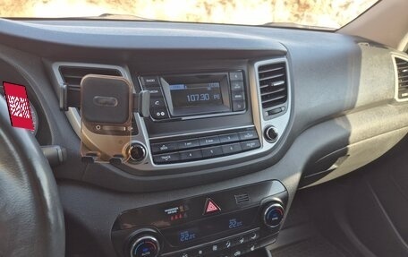 Hyundai Tucson III, 2017 год, 1 800 000 рублей, 14 фотография