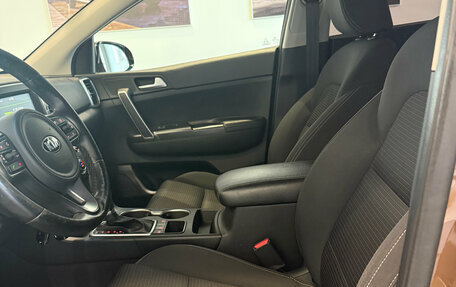 KIA Sportage IV рестайлинг, 2016 год, 1 750 000 рублей, 19 фотография