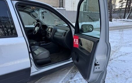 Ford Escape II, 2005 год, 520 000 рублей, 10 фотография