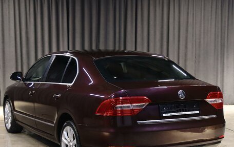 Skoda Superb III рестайлинг, 2014 год, 1 049 000 рублей, 4 фотография