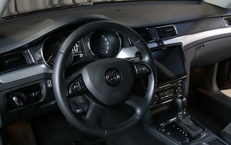 Skoda Superb III рестайлинг, 2014 год, 1 049 000 рублей, 10 фотография