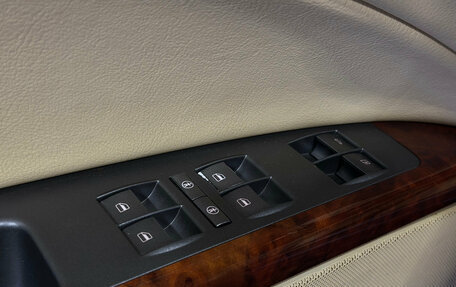 Volkswagen Phaeton I рестайлинг, 2008 год, 920 000 рублей, 16 фотография