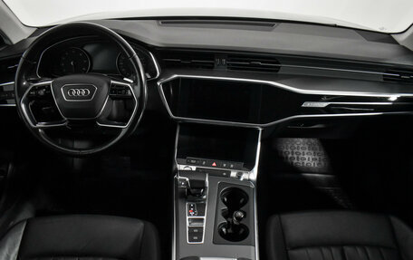 Audi A6, 2019 год, 3 498 900 рублей, 15 фотография