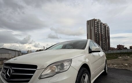 Mercedes-Benz R-Класс, 2012 год, 1 360 000 рублей, 3 фотография