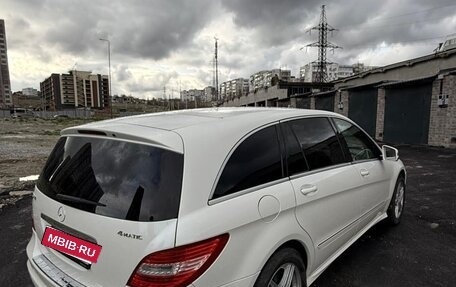 Mercedes-Benz R-Класс, 2012 год, 1 360 000 рублей, 7 фотография