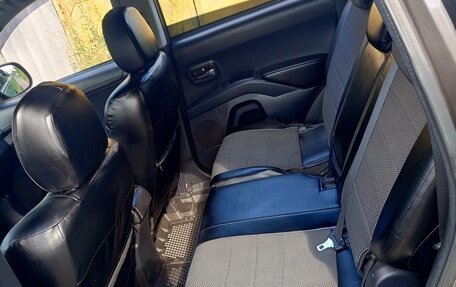 Peugeot 4007, 2011 год, 1 000 000 рублей, 9 фотография