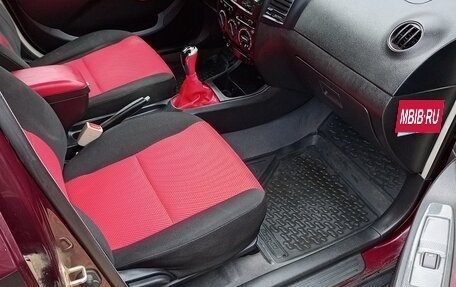 Geely MK Cross I, 2013 год, 240 000 рублей, 19 фотография