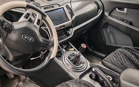 KIA Sportage III, 2013 год, 950 000 рублей, 16 фотография