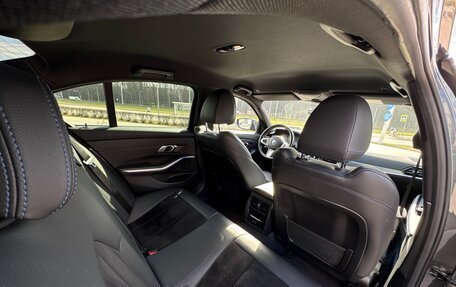 BMW 3 серия, 2020 год, 3 600 000 рублей, 18 фотография