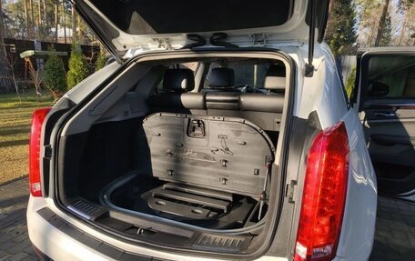 Cadillac SRX II рестайлинг, 2011 год, 880 000 рублей, 13 фотография