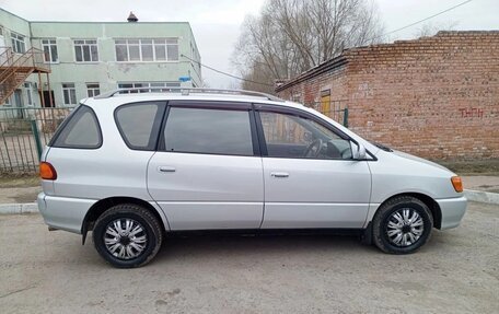 Toyota Ipsum II, 2000 год, 599 999 рублей, 6 фотография