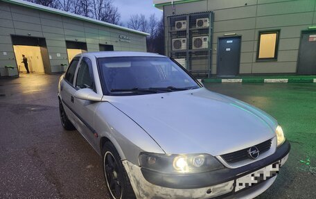 Opel Vectra B рестайлинг, 1998 год, 89 000 рублей, 4 фотография