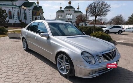 Mercedes-Benz E-Класс, 2003 год, 820 000 рублей, 2 фотография