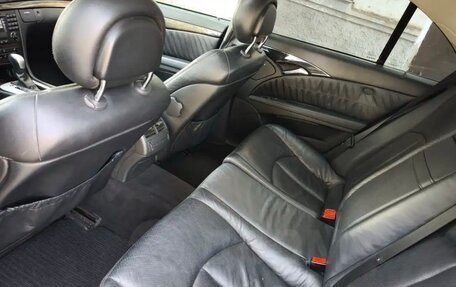 Mercedes-Benz E-Класс, 2003 год, 820 000 рублей, 8 фотография