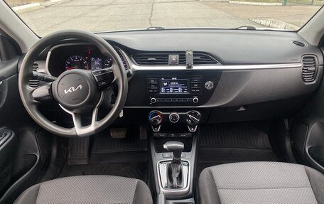 KIA Rio IV, 2022 год, 1 395 000 рублей, 11 фотография